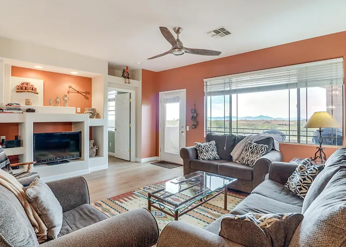 Holiday home - Nearby Golf & Hiking!
