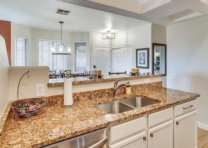 - Nearby Golf & Hiking! Holiday home Oro Valley