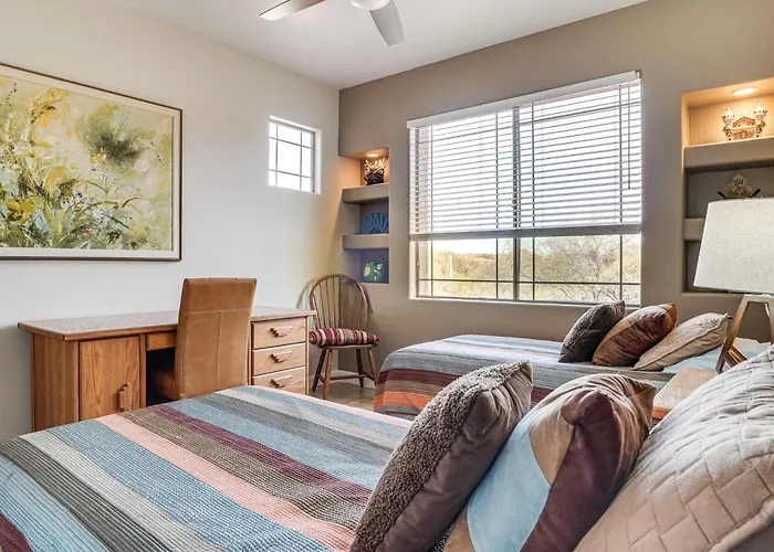Holiday home - Nearby Golf & Hiking!