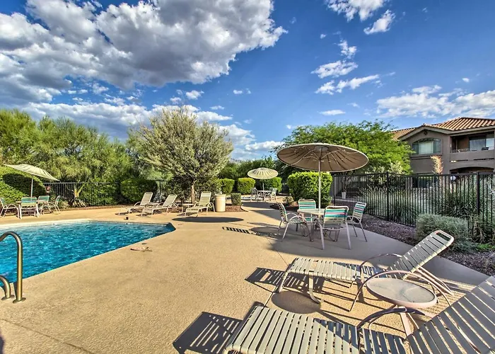 - Nearby Golf & Hiking! Holiday home